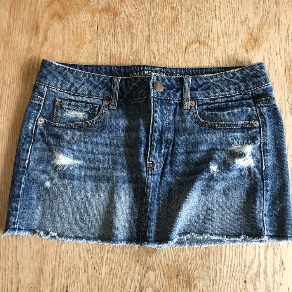 American Eagle mini skirt